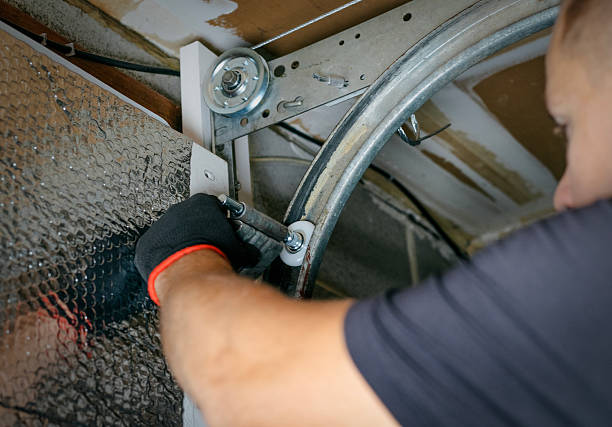 Affordable Garage Door Repair solutions in Salt Creek Commons, IN